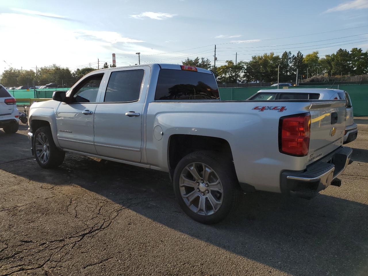 2015 Chevrolet Silverado K1500 Lt - Image 2