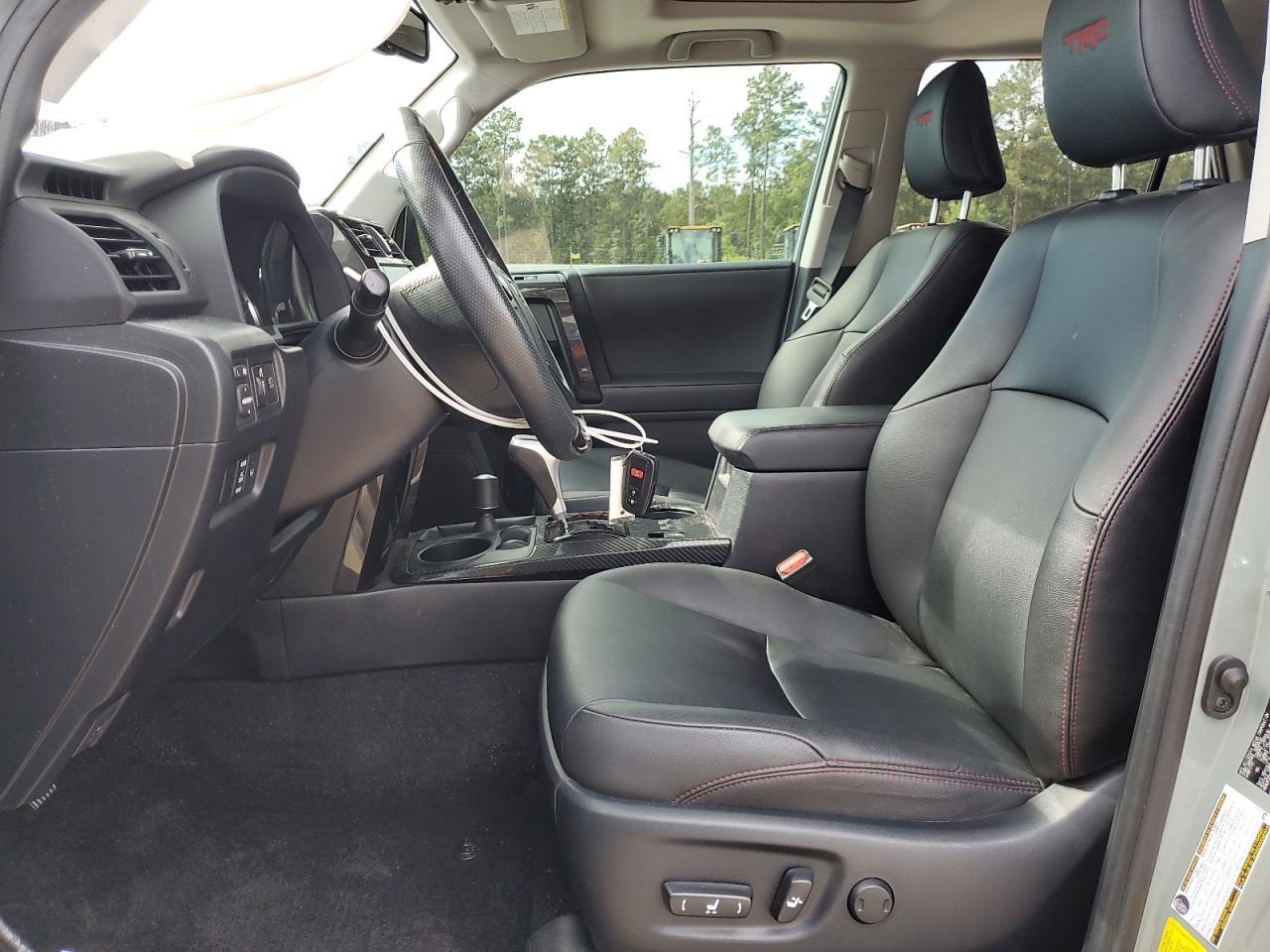 2023 Toyota 4Runner Se - Фото 7