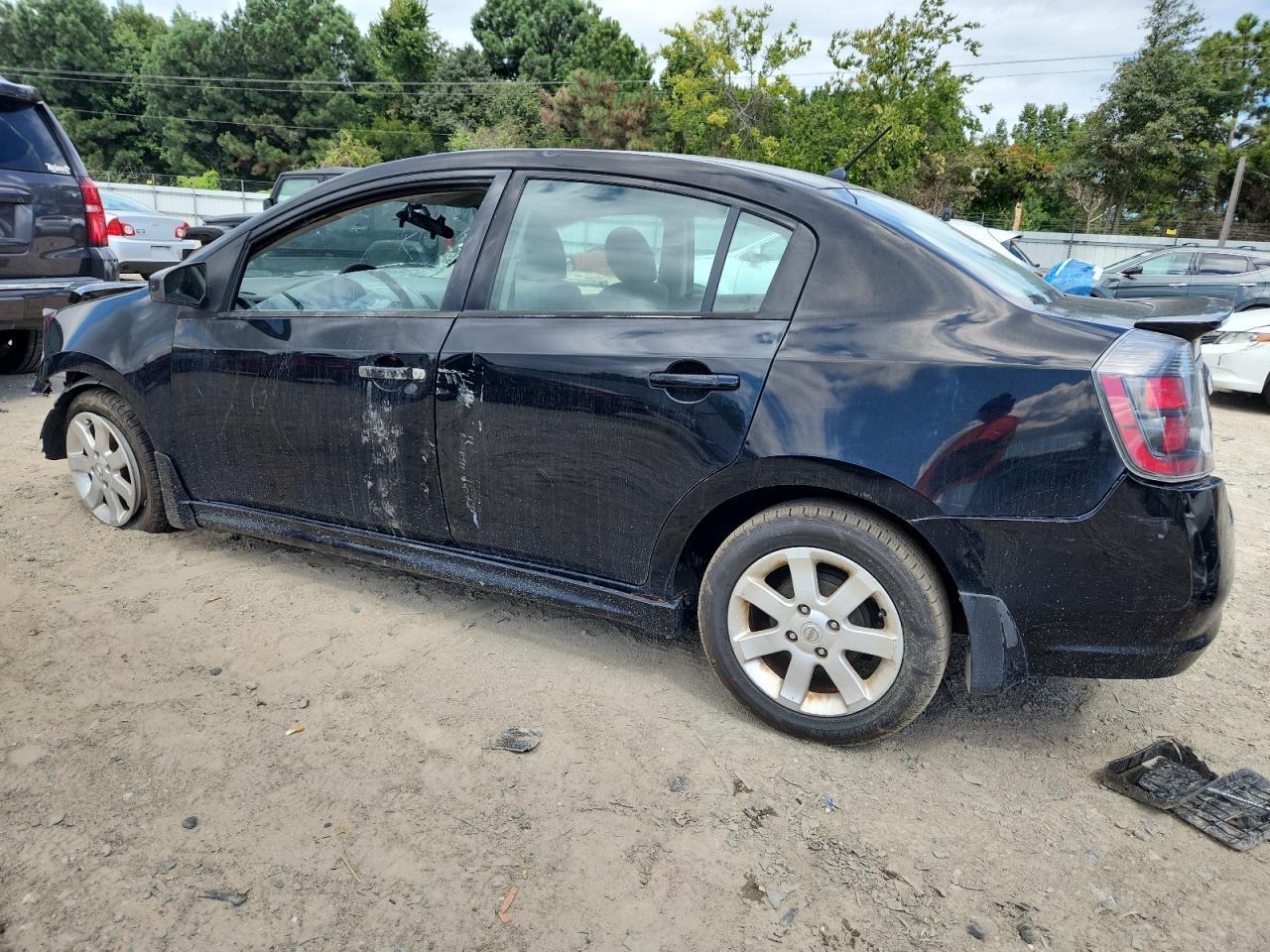 2012 Nissan Sentra 2.0 - Image 2