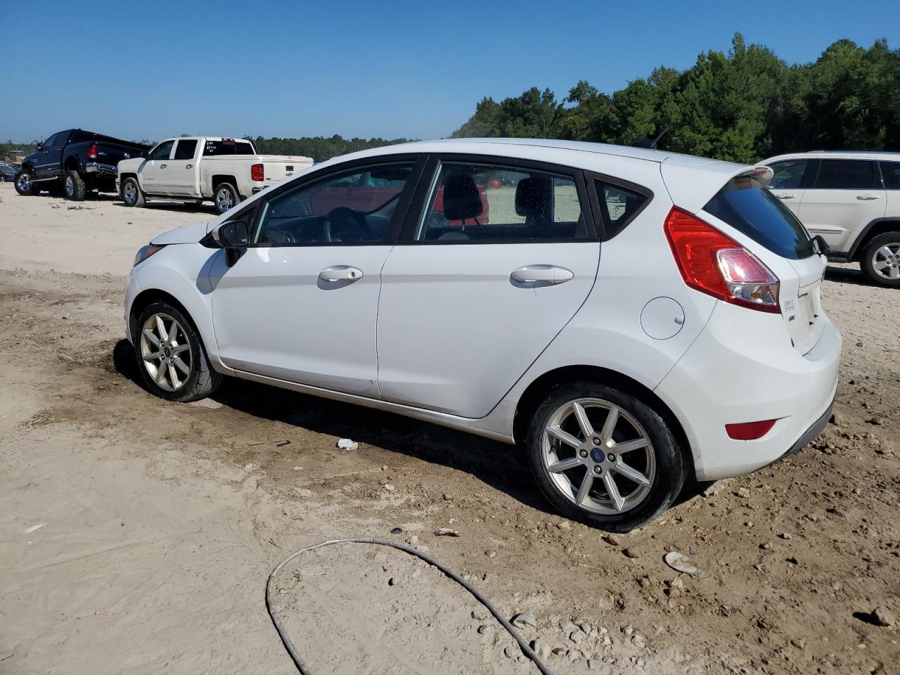 2019 Ford Fiesta Se - Фото 2