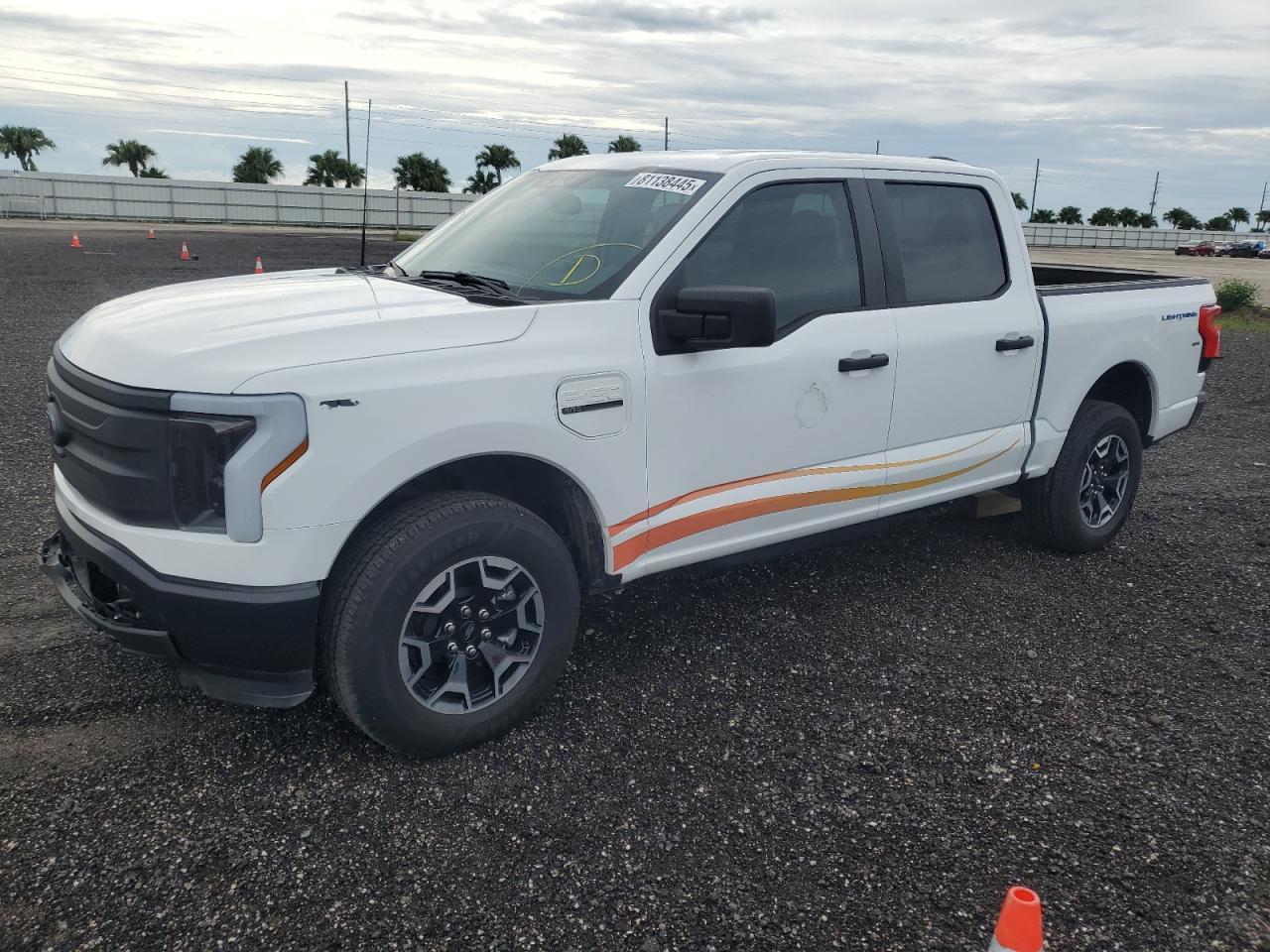 2023 Ford F150 Lightning Pro