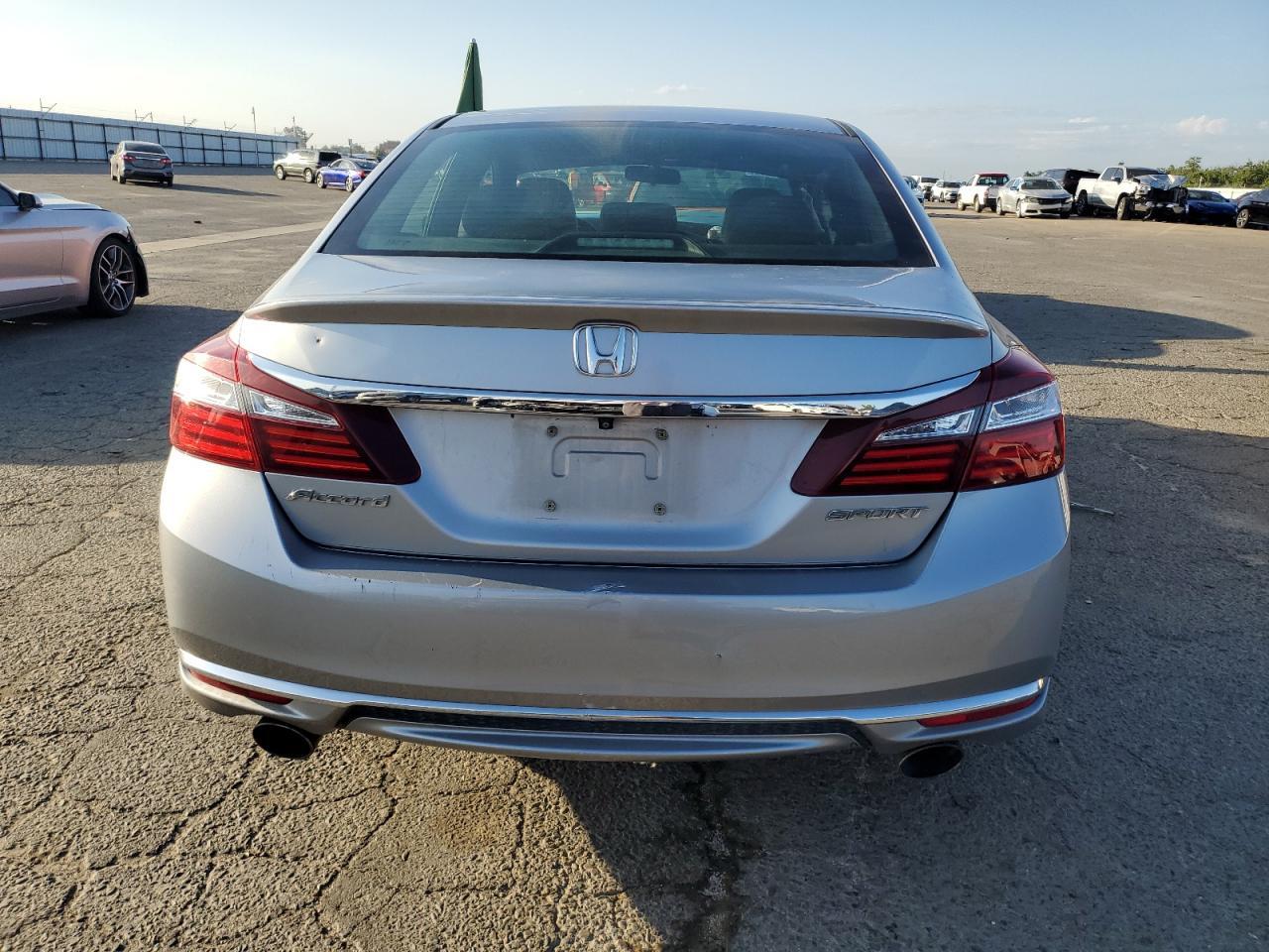 2017 Honda Accord Sport - Image 6