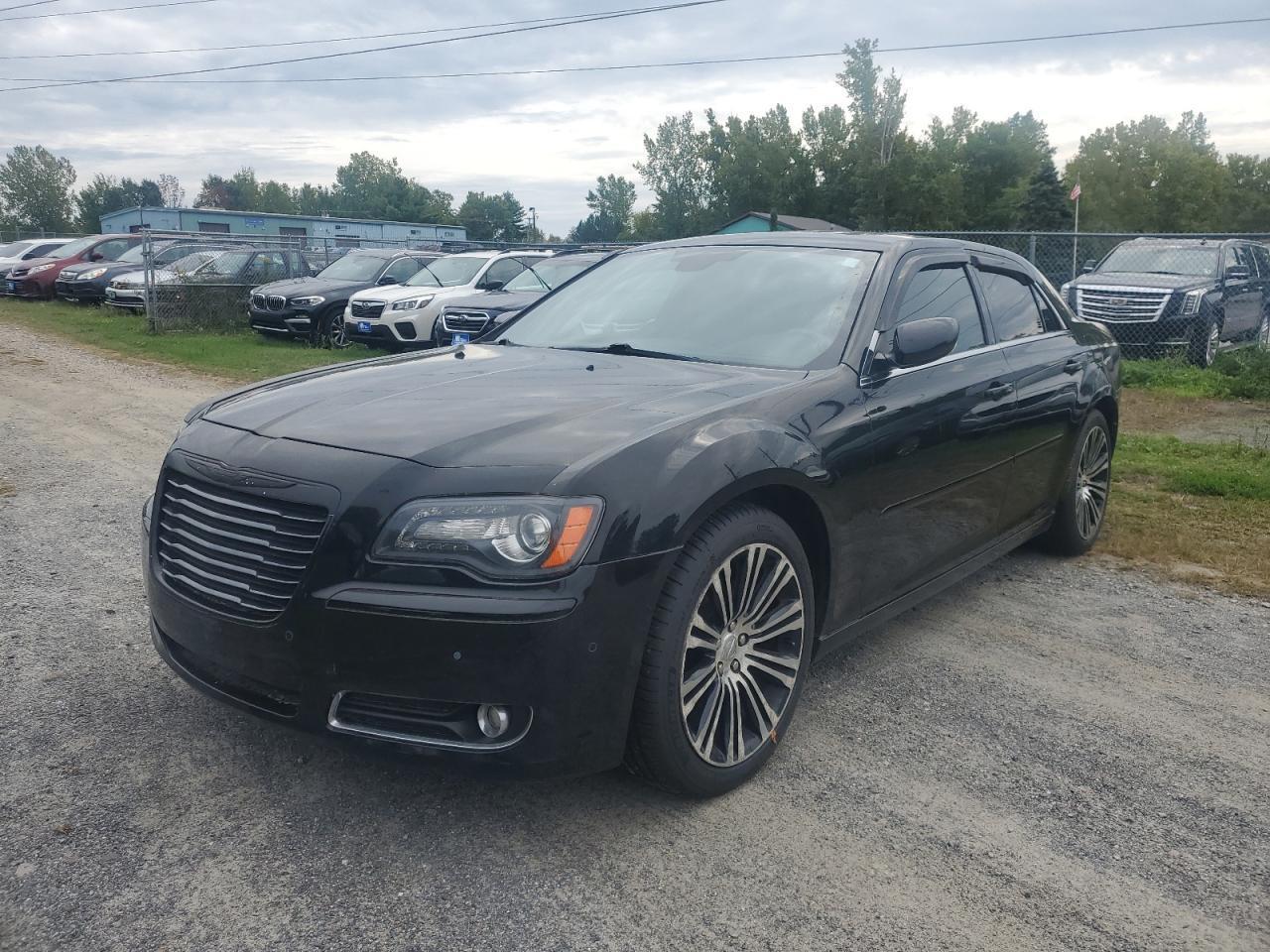 2013 Chrysler 300 S - Фото 2