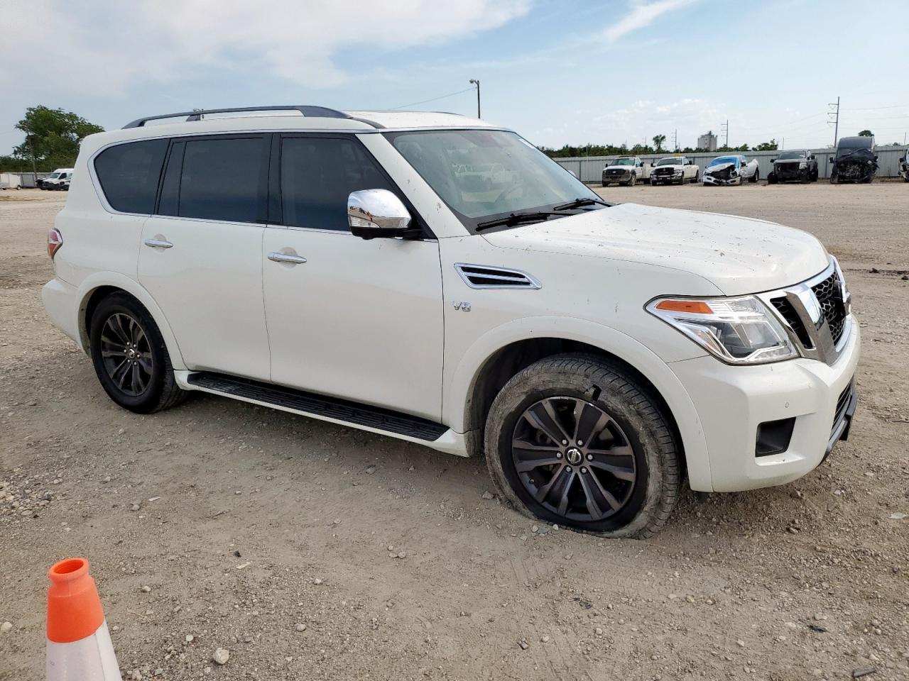 2019 Nissan Armada Platinum - Фото 4