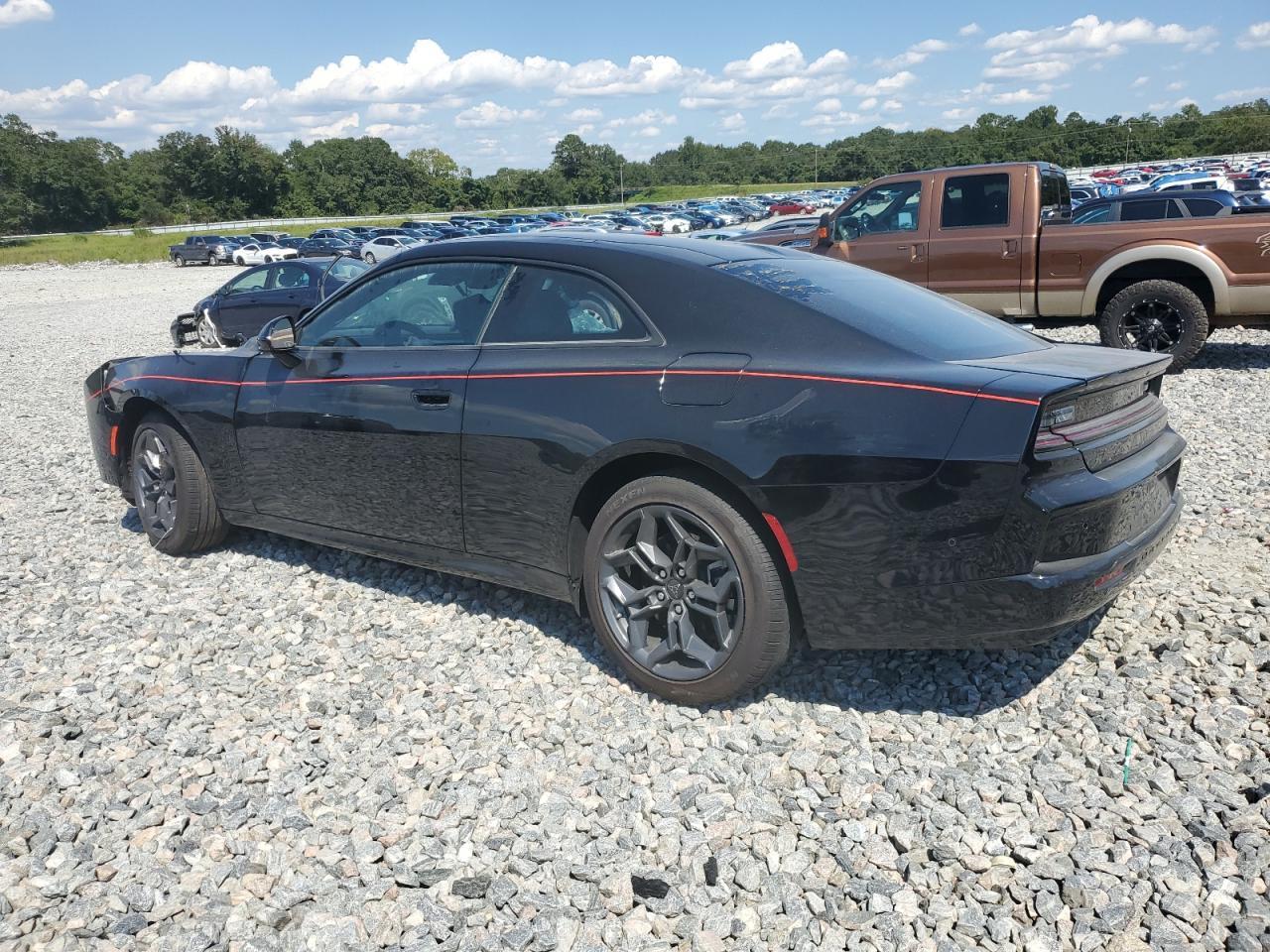 2025 Dodge Charger Daytona R/T - Image 2