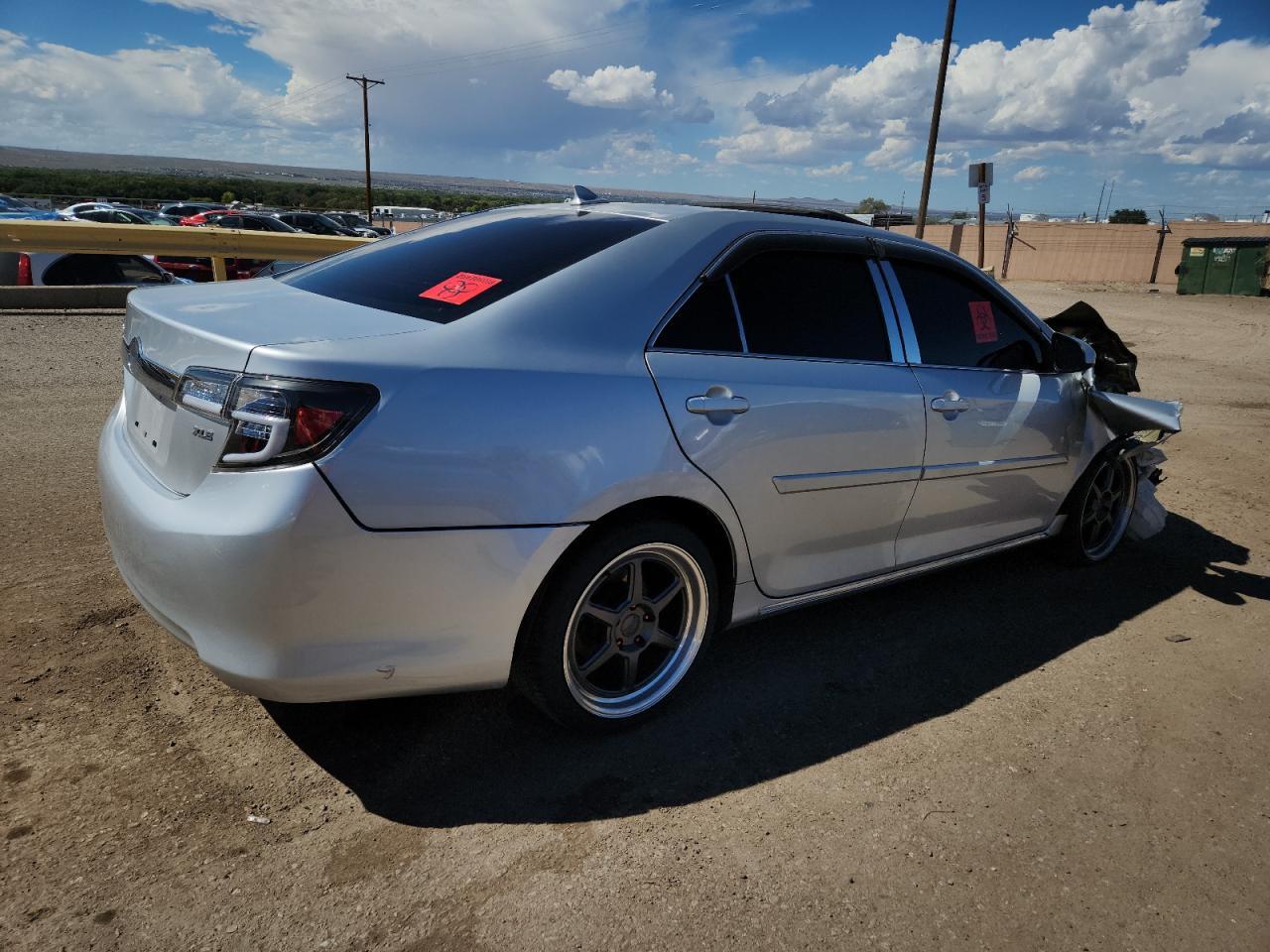 2014 Toyota Camry Se - Image 3