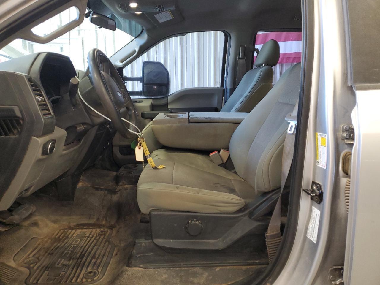 2019 Ford F250 Super Duty - Фото 7