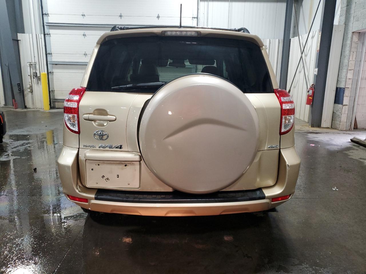 2010 Toyota Rav4 - Фото 6