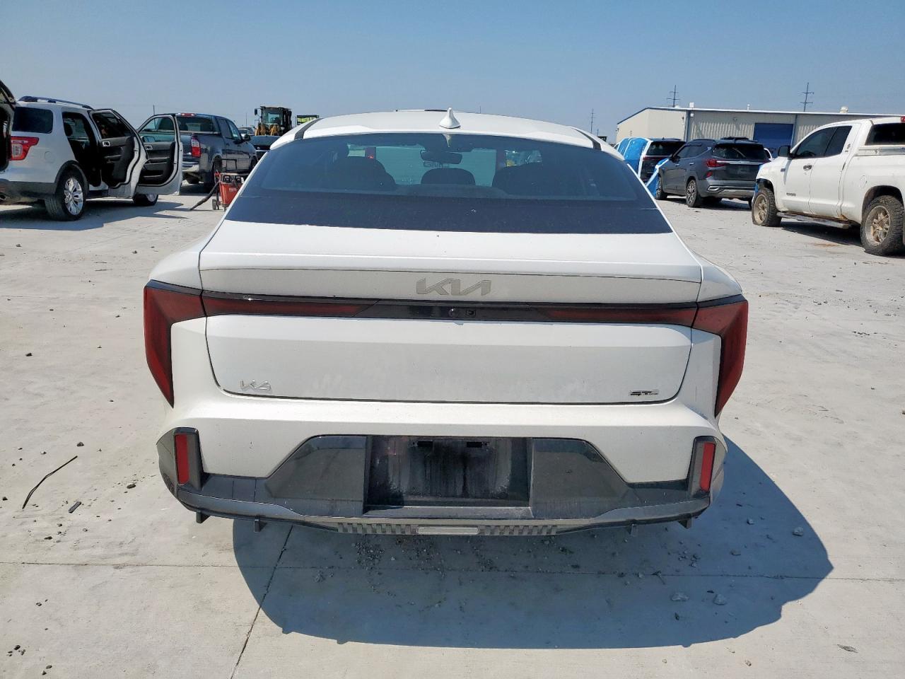 2025 Kia K4 Gt Line - Фото 6