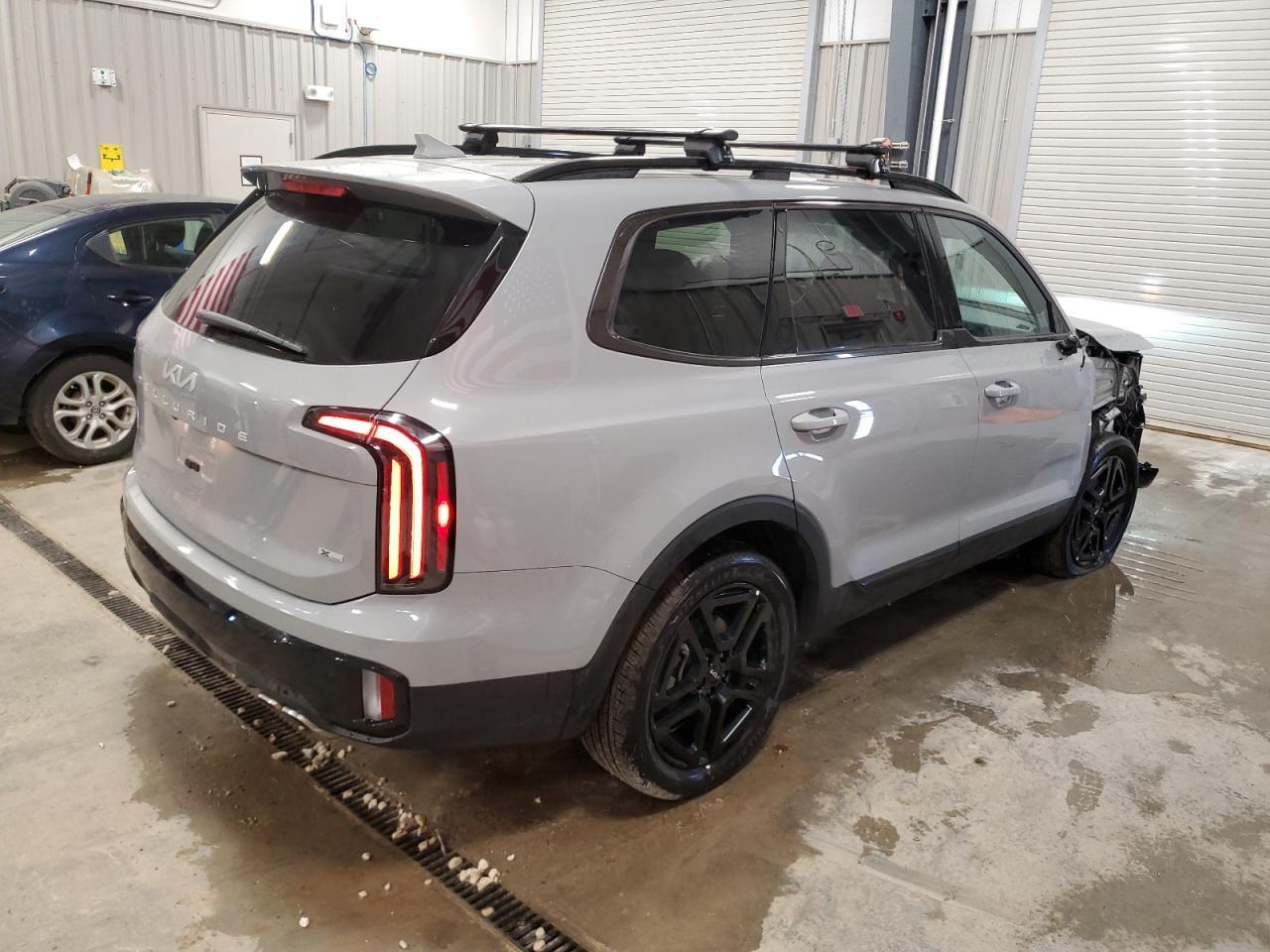 2024 Kia Telluride Sx - Image 3