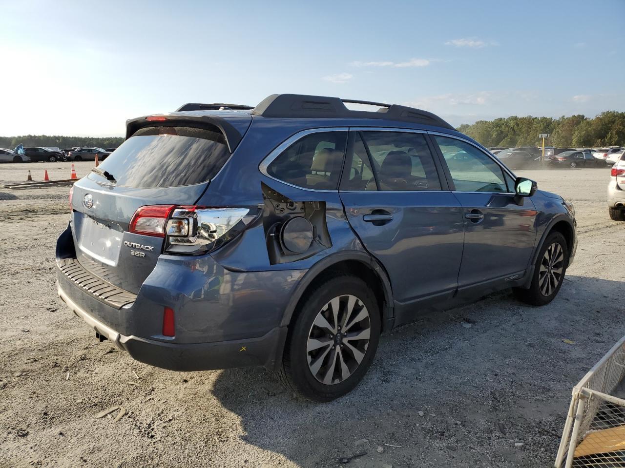 2015 Subaru Outback 3.6R Limited - Фото 3
