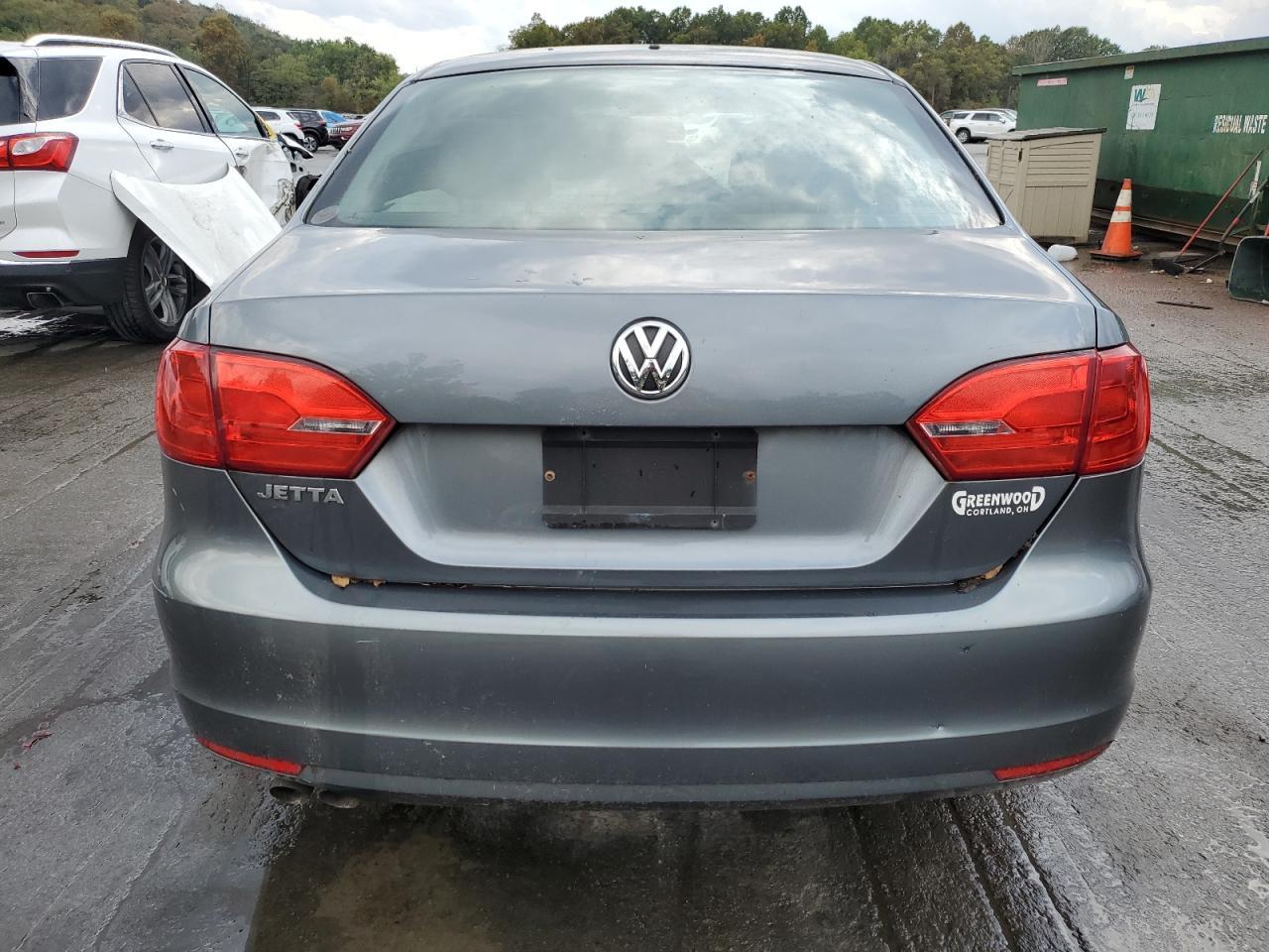2013 Volkswagen Jetta Base - Image 6