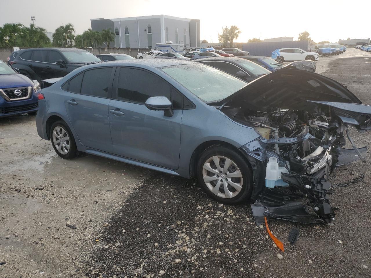 2020 Toyota Corolla Le - Фото 4