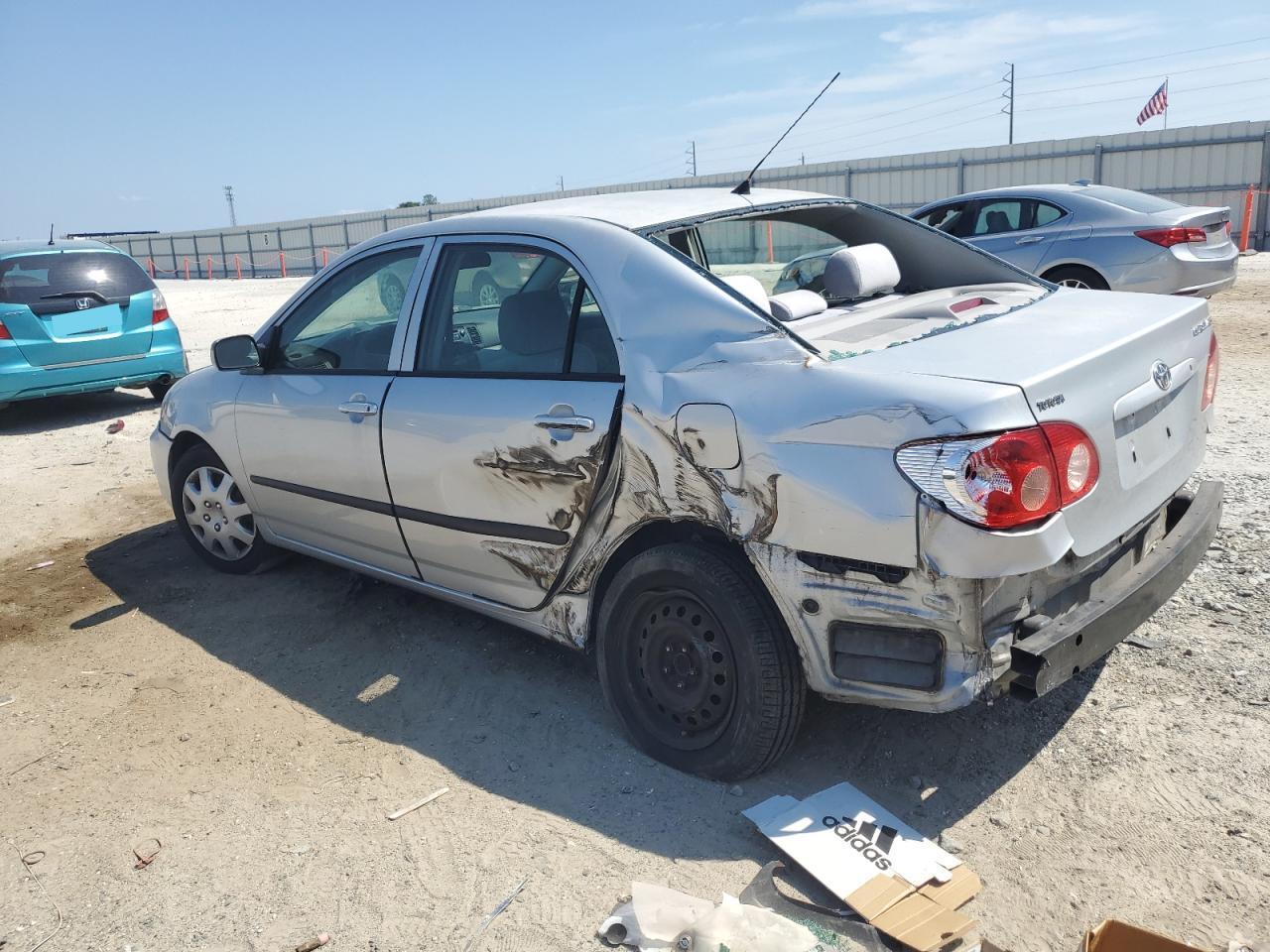 2005 Toyota Corolla Ce - Image 2