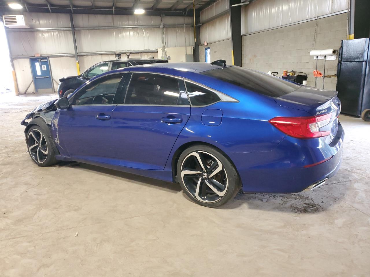 2021 Honda Accord Sport - Image 2