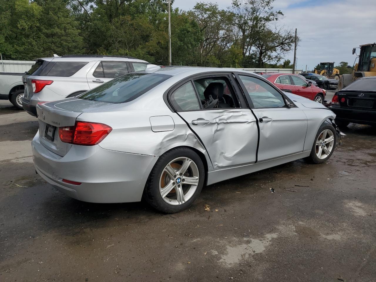 2015 BMW 328 Xi Sulev - Image 3