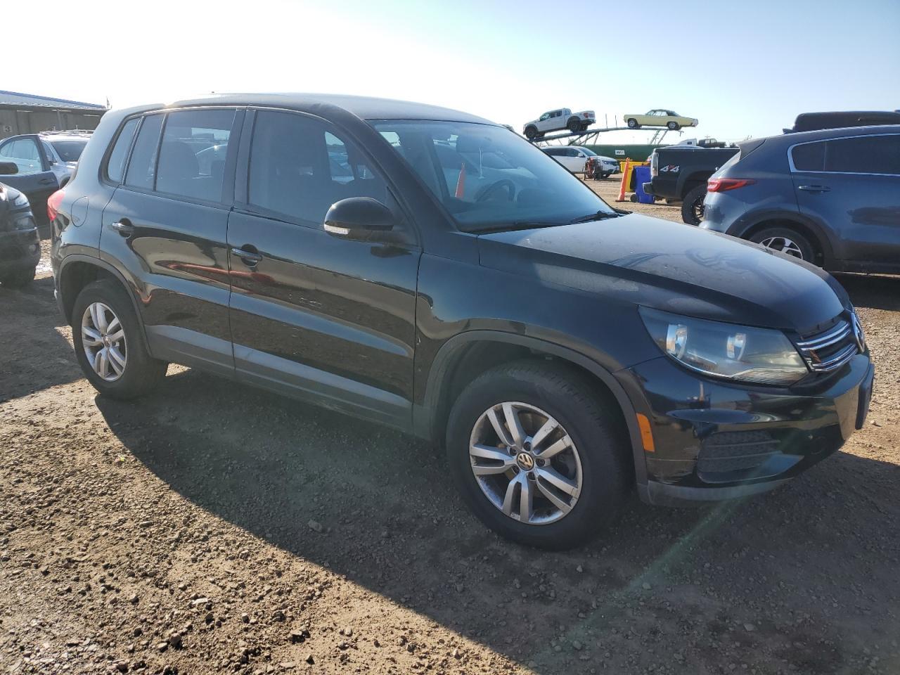 2013 Volkswagen Tiguan S - Фото 4