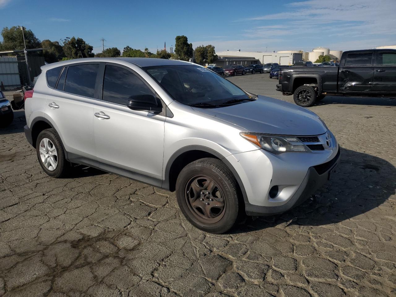 2015 Toyota Rav4 Le - Фото 4