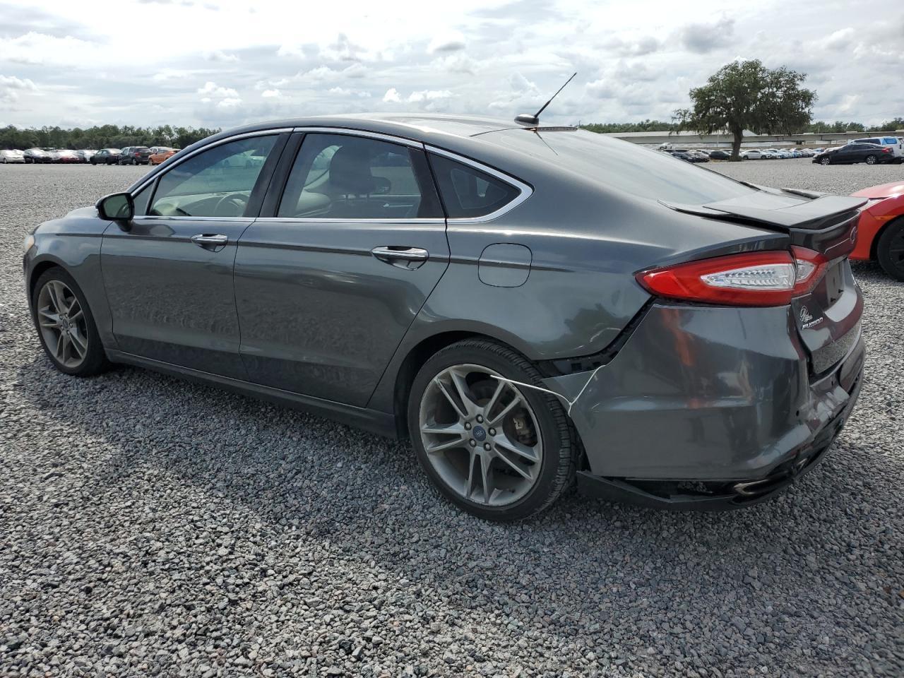 2016 Ford Fusion Titanium - Фото 2
