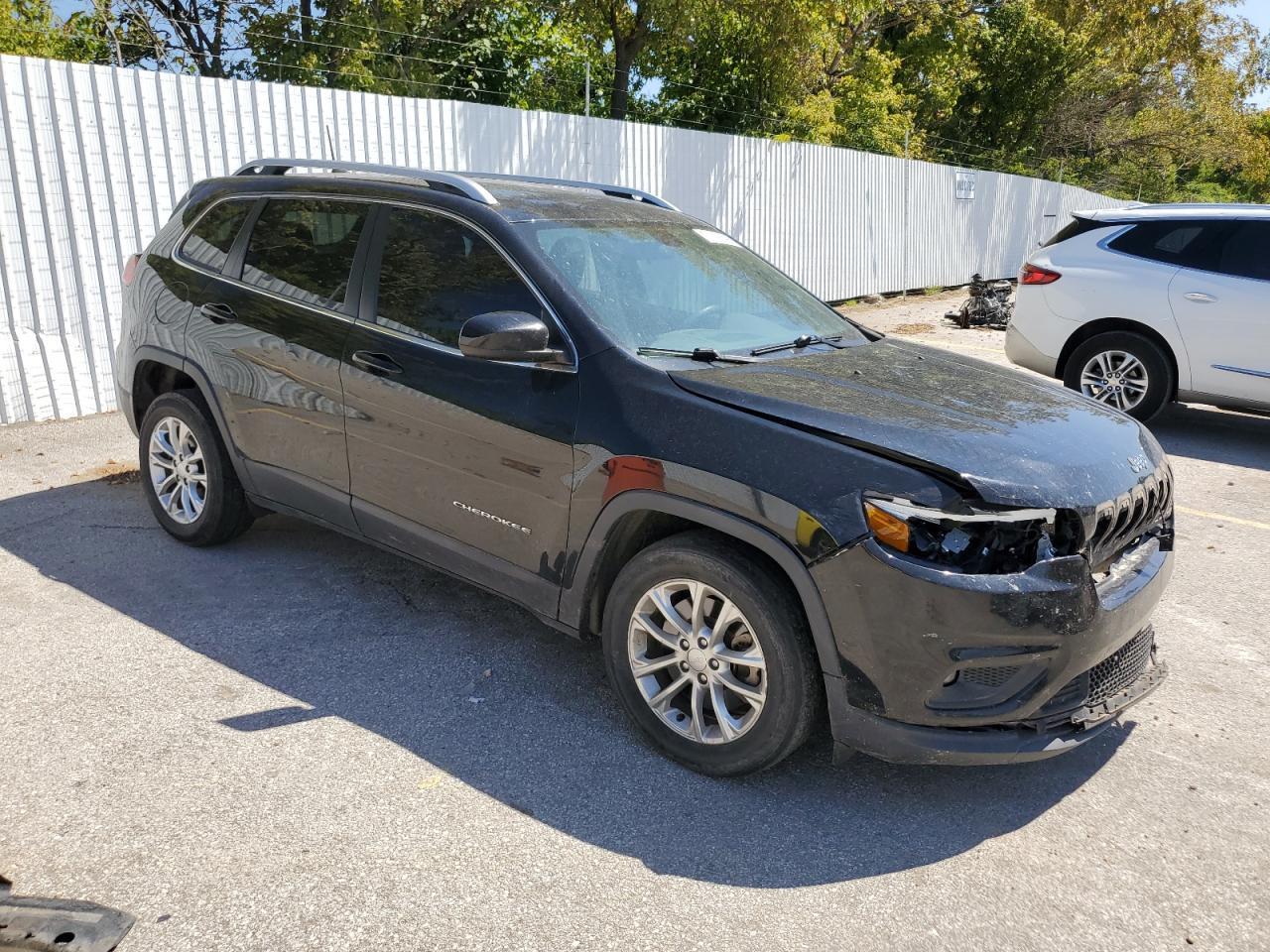 2019 Jeep Cherokee Latitude - Фото 4
