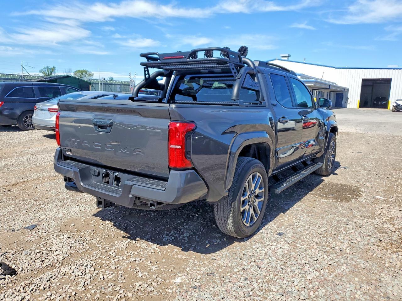 2025 Toyota Tacoma - Фото 3