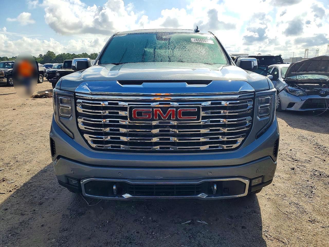 2026 GMC Sierra K1500 Denali - Image 5