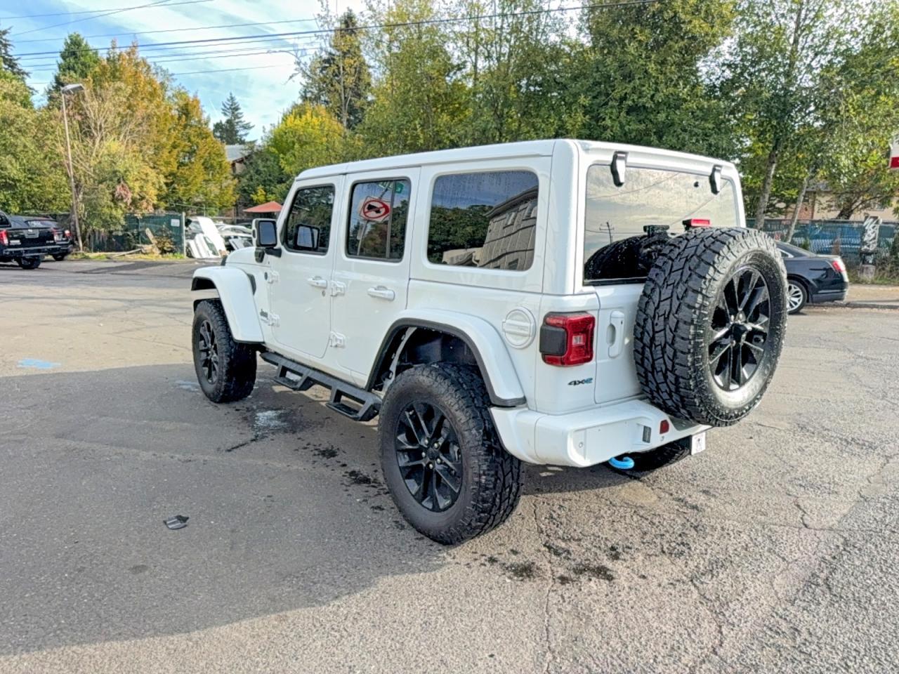 2021 Jeep Wrangler Unlimited Sahara 4Xe - Фото 3
