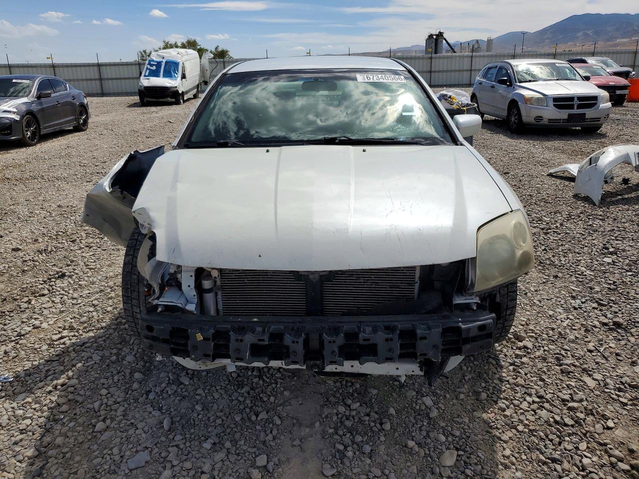 2012 Mitsubishi Galant Fe - Image 5