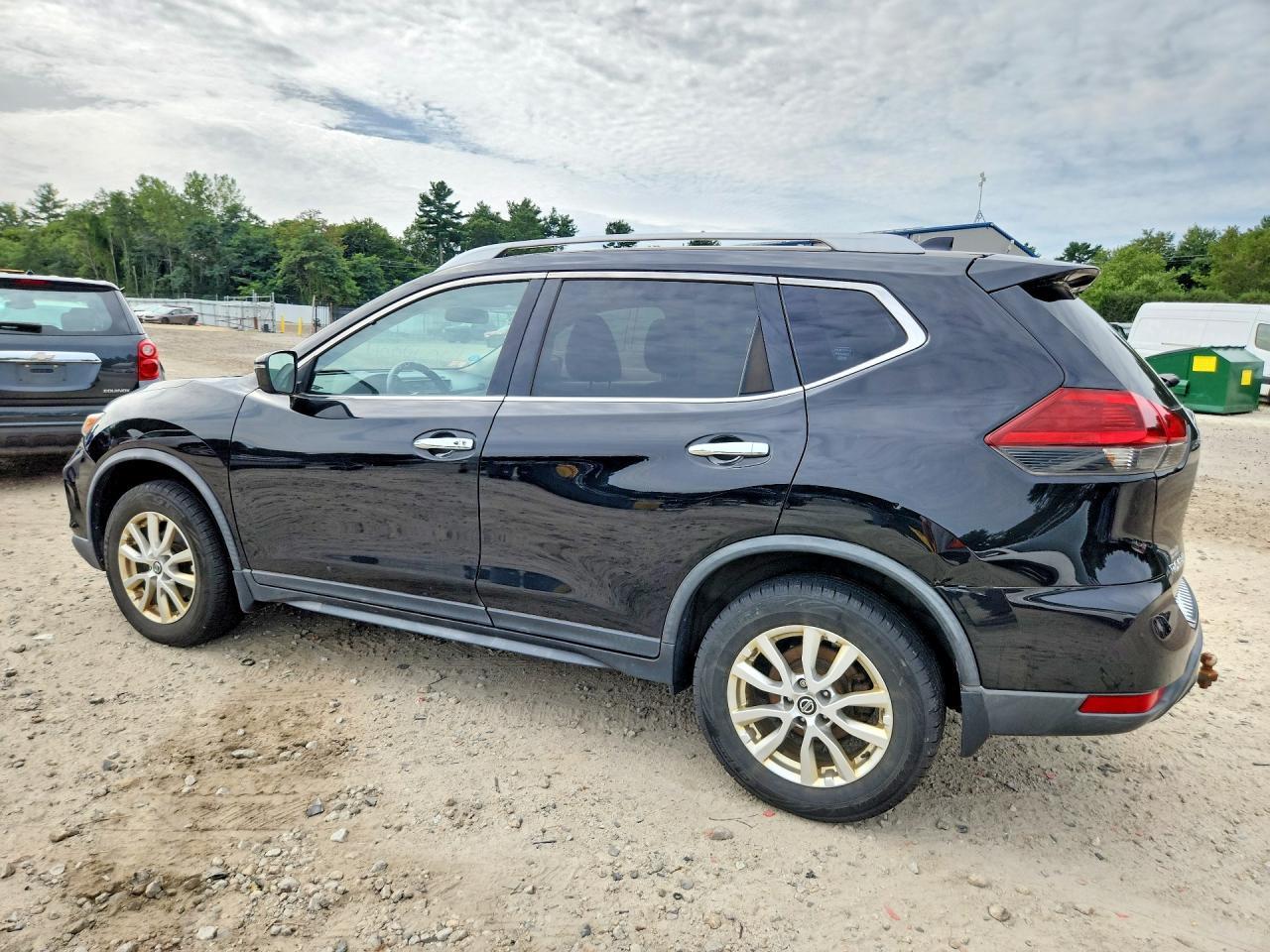 2018 Nissan Rogue - Фото 2