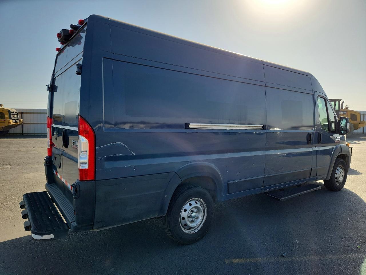 2021 Ram Promaster 3500 Delivery Van - Фото 3