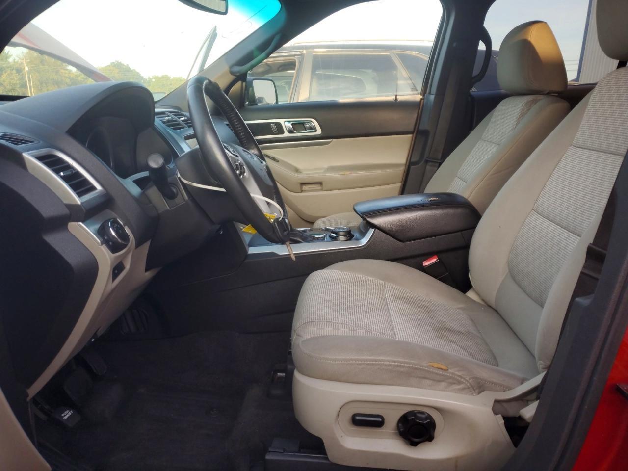 2011 Ford Explorer Xlt - Image 7