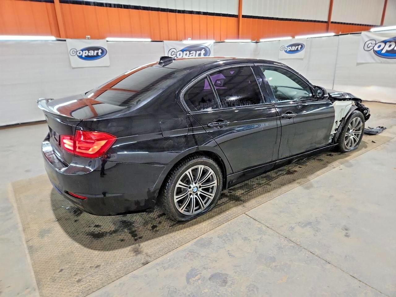 2014 BMW 328 Xi - Image 3