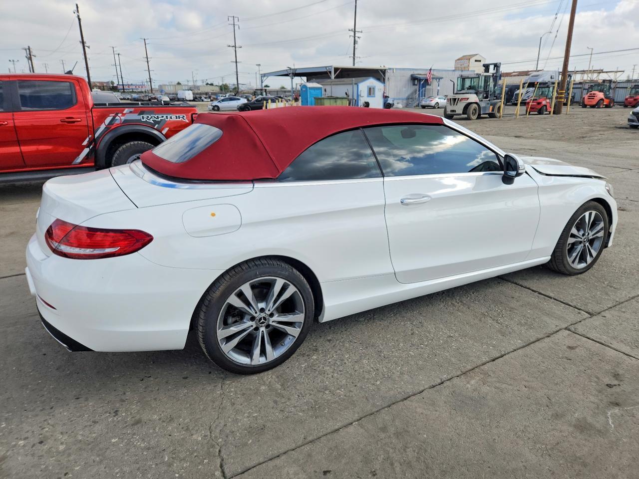 2018 Mercedes-Benz C 300 - Фото 3