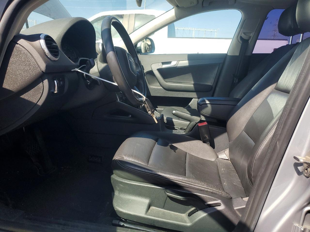 2010 Audi A3 Premium - Фото 7