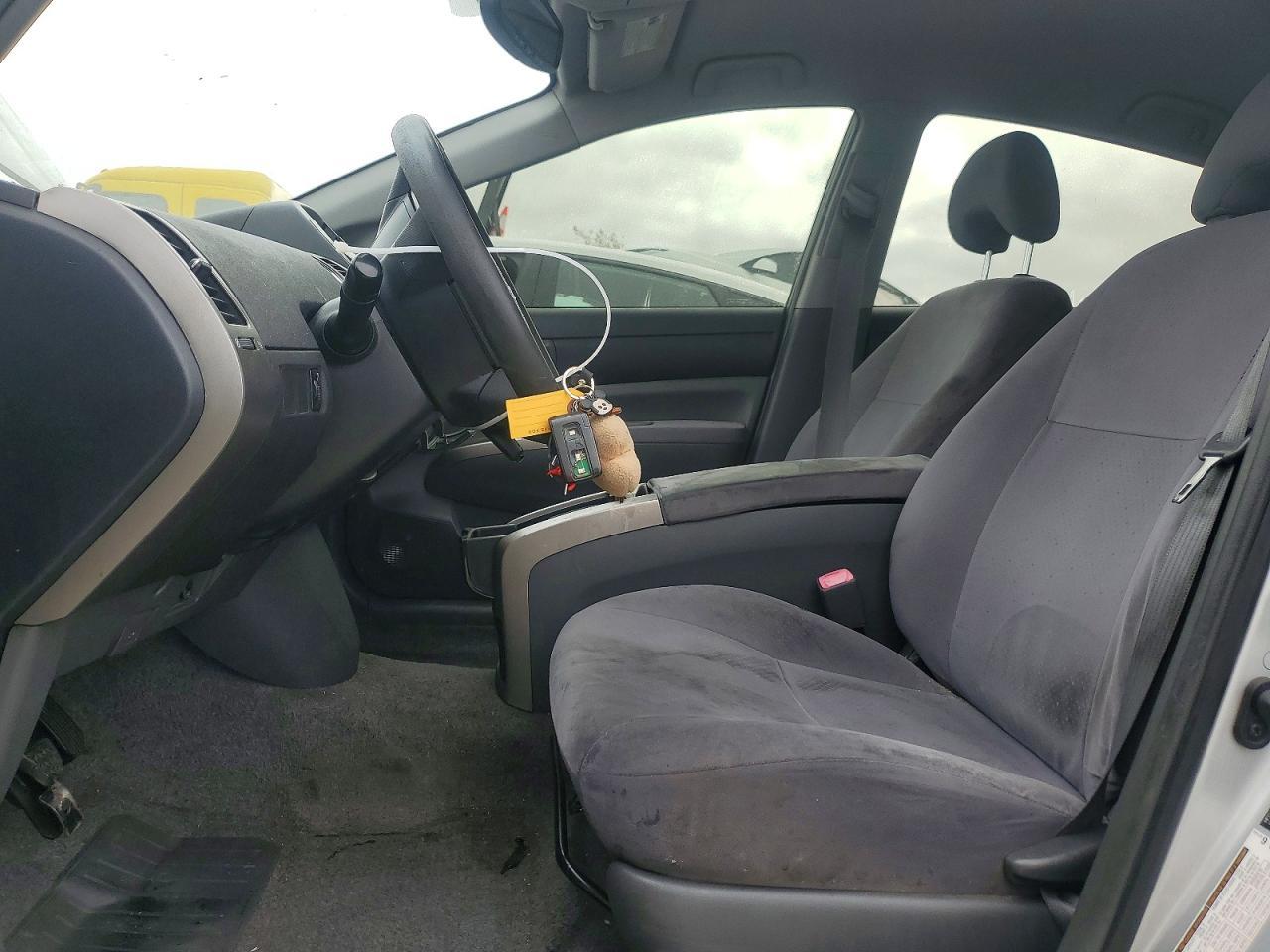 2007 Toyota Prius Touring - Image 7