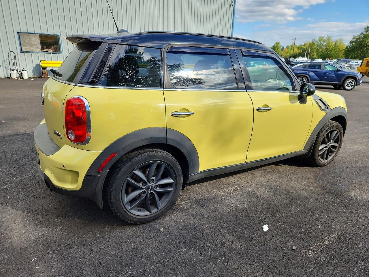 2012 Mini Cooper S Countryman - Image 3