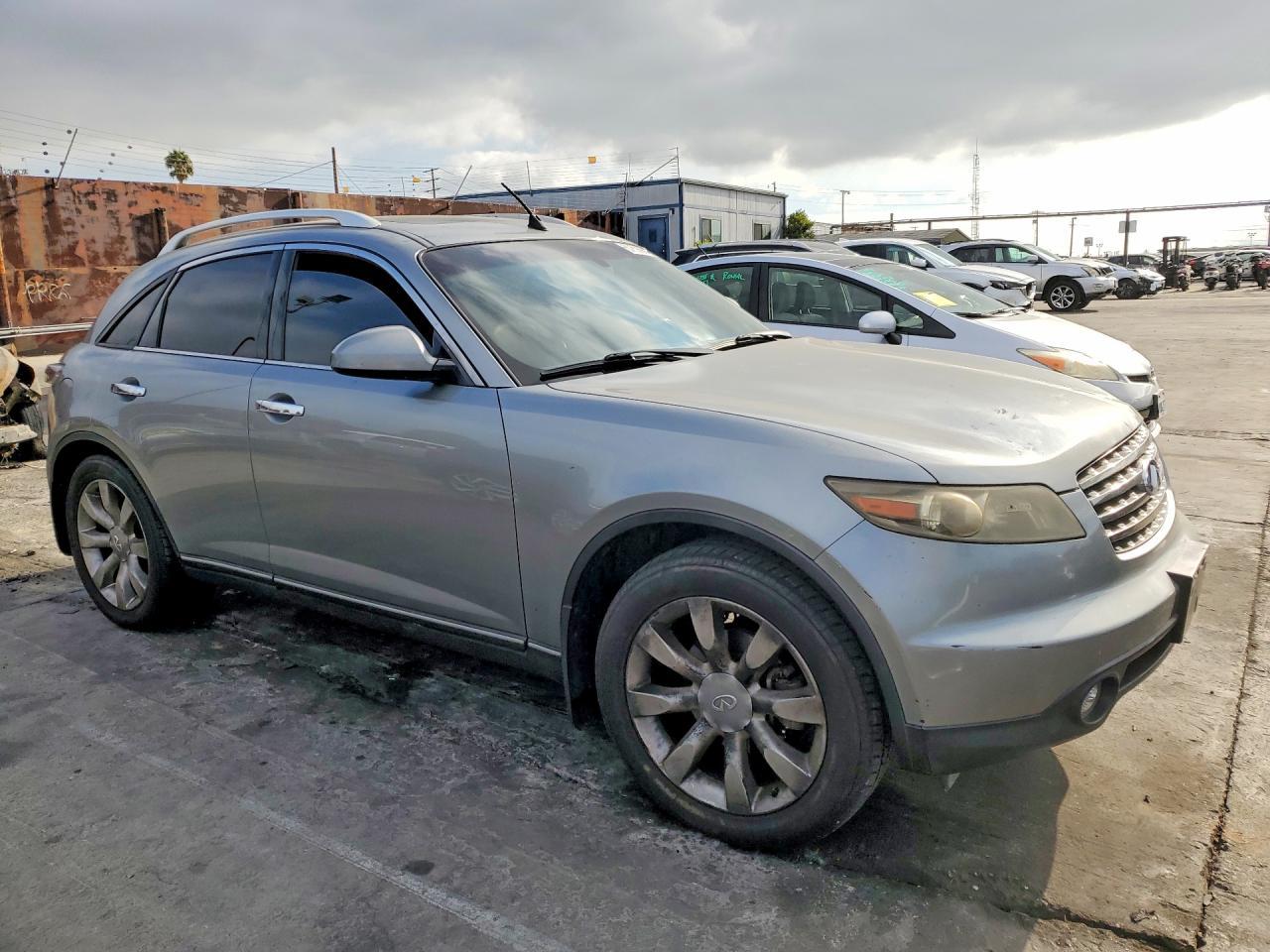 2005 Infiniti Fx35 Base - Фото 4