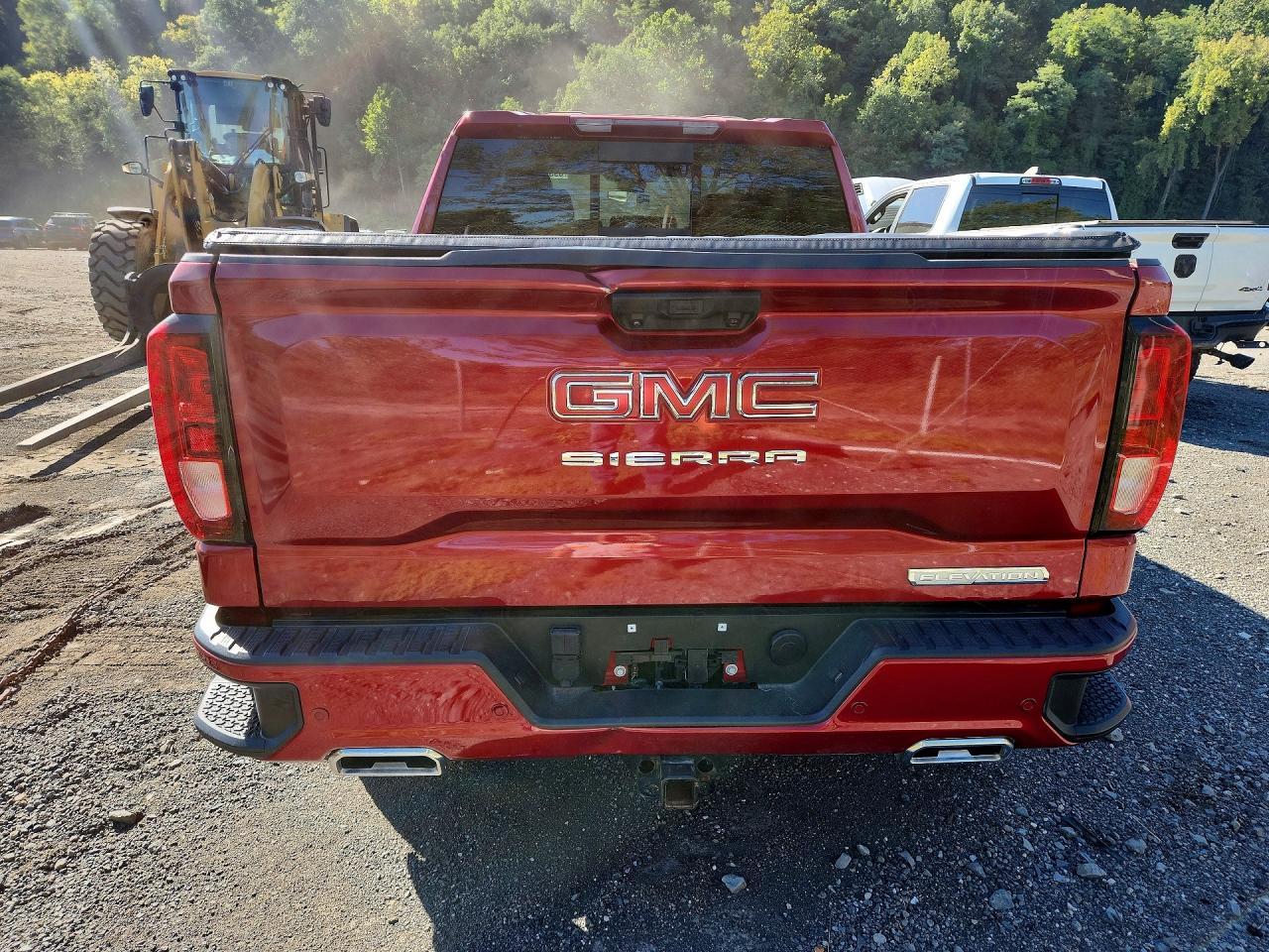 2024 GMC Sierra K1500 Elevation - Image 6