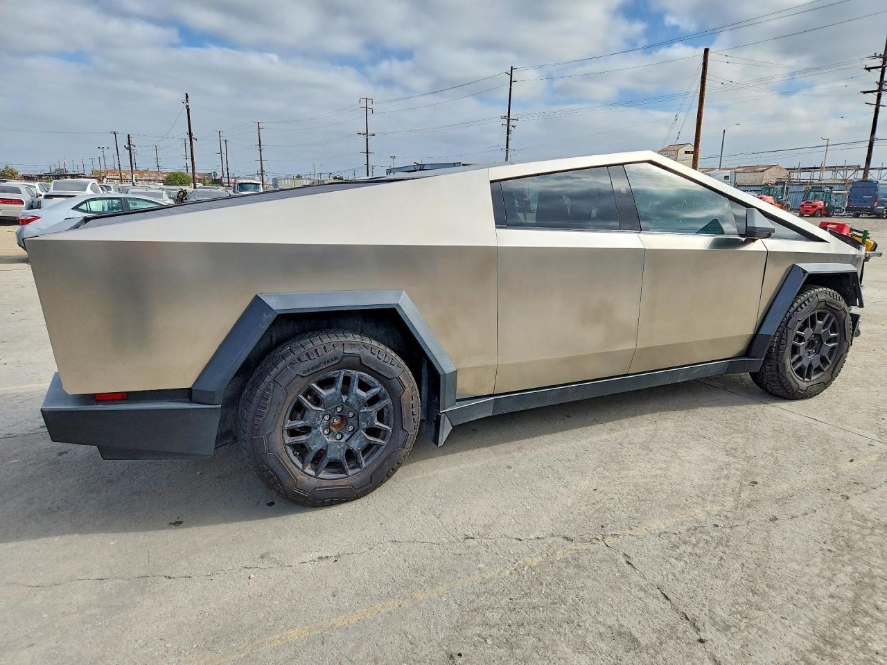 2024 Tesla Cybertruck - Image 3