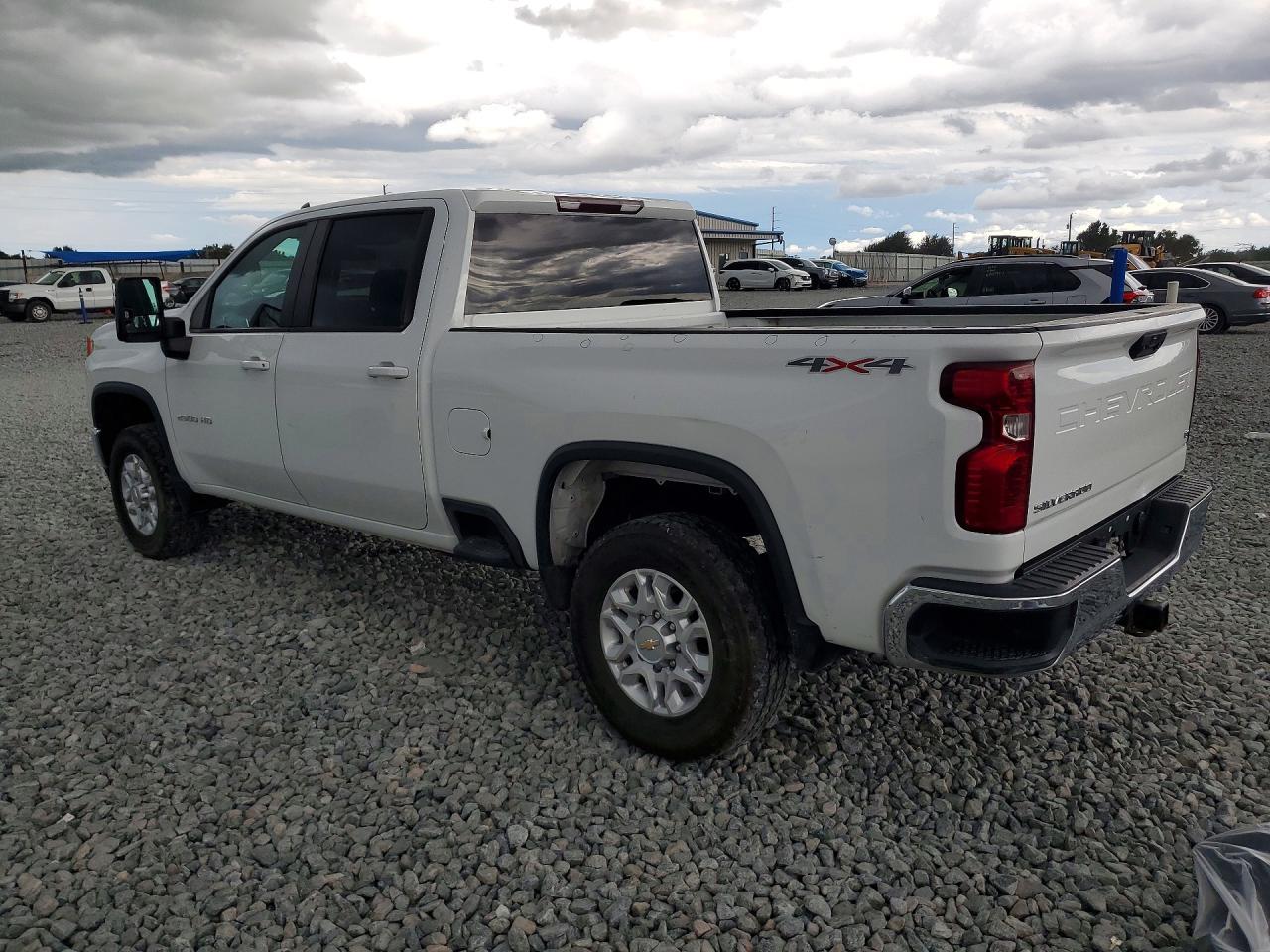 2022 Chevrolet Silverado K2500 Heavy Duty Lt - Image 2