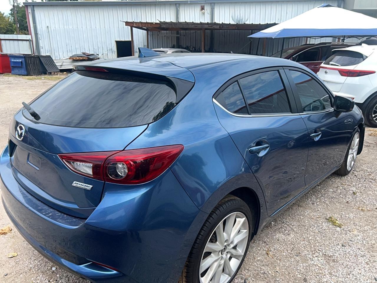 2017 Mazda 3 Grand Touring - Фото 4