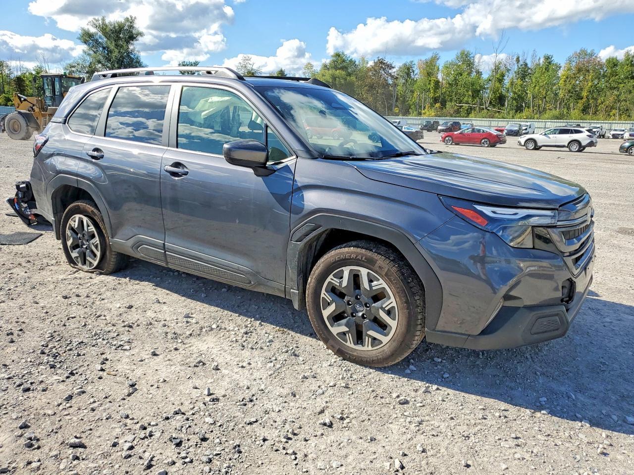 2025 Subaru Forester Premium - Фото 4