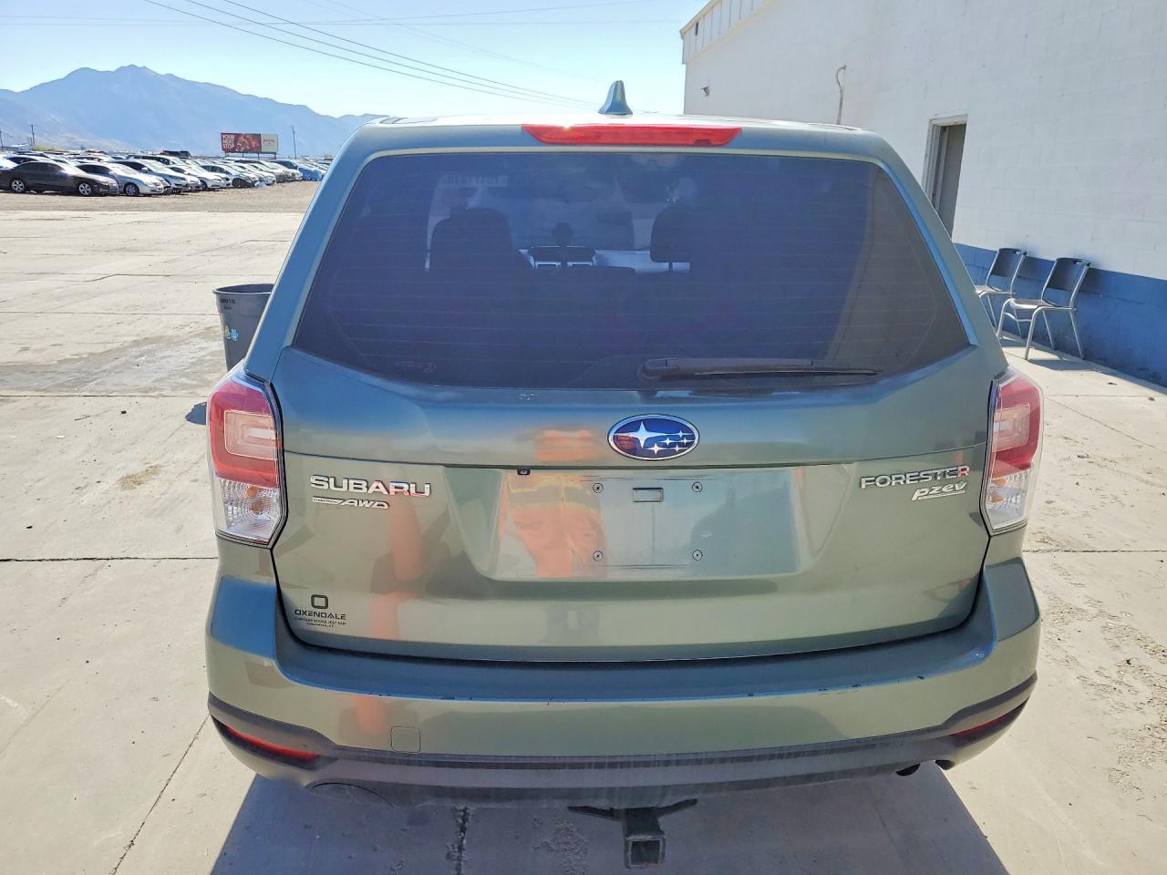 2017 Subaru Forester 2.5I - Image 6