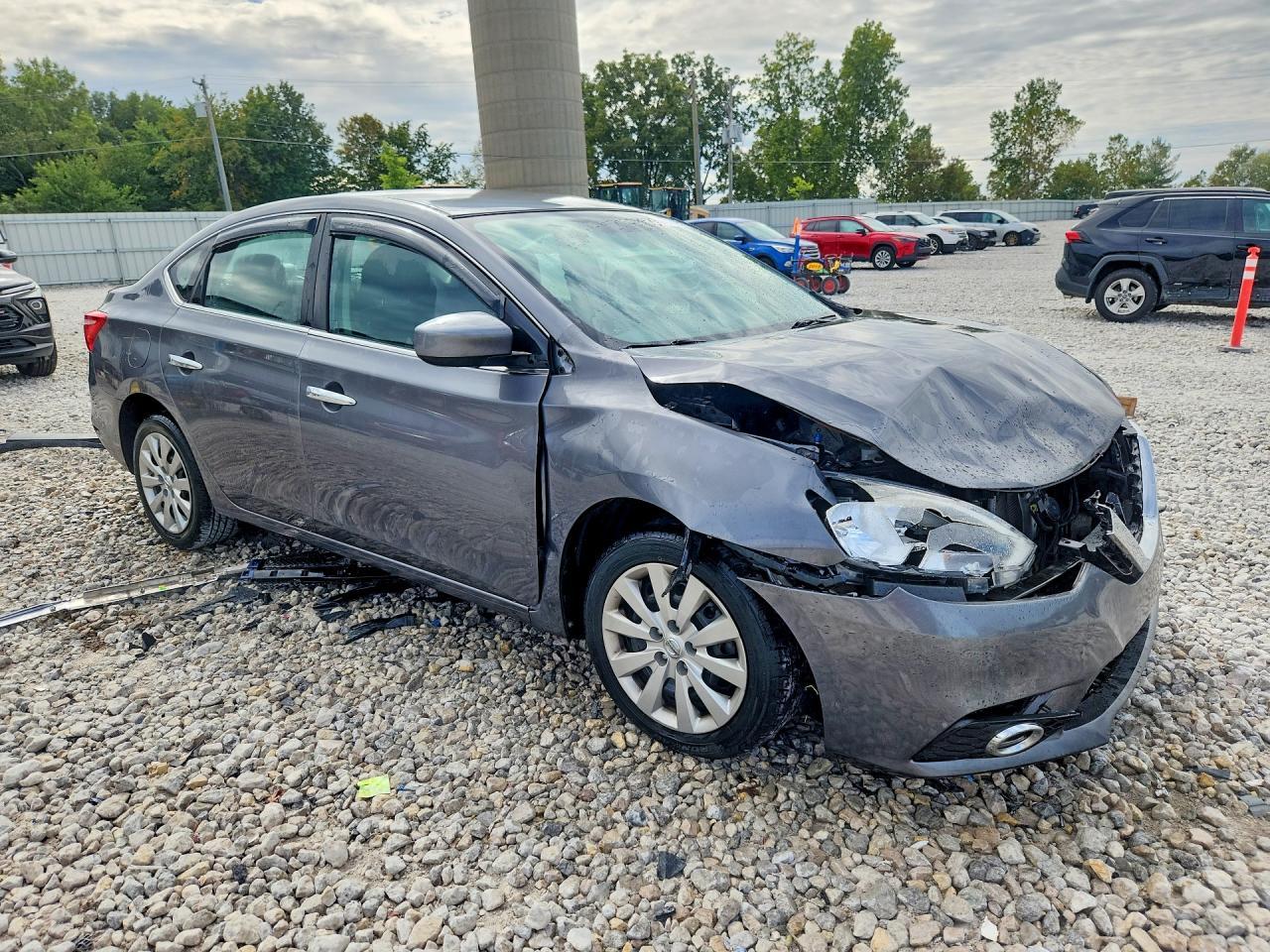 2018 Nissan Sentra S - Фото 4