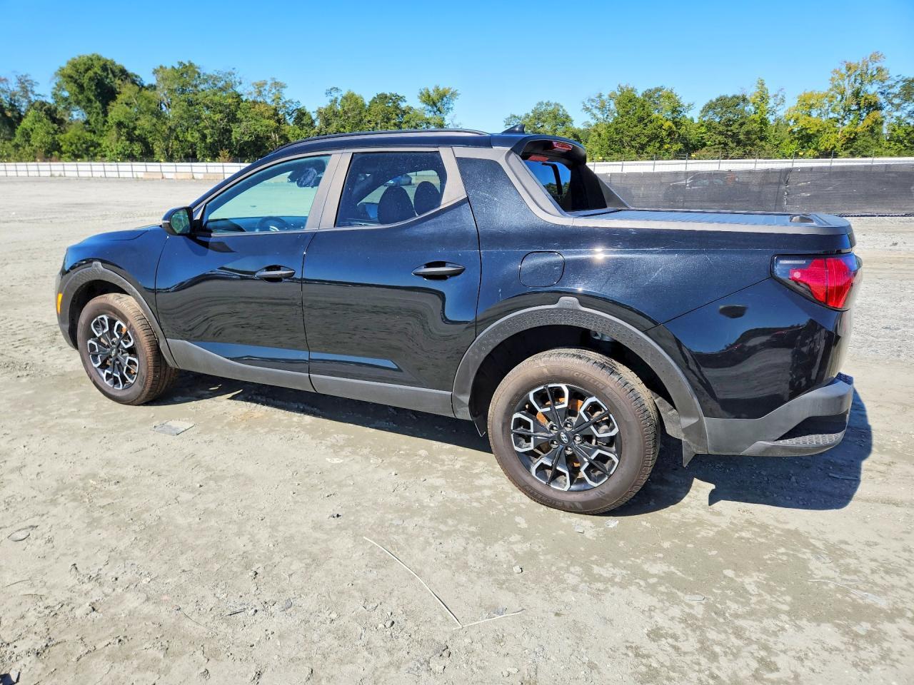 2024 Hyundai Santa Cruz Sel - Image 2