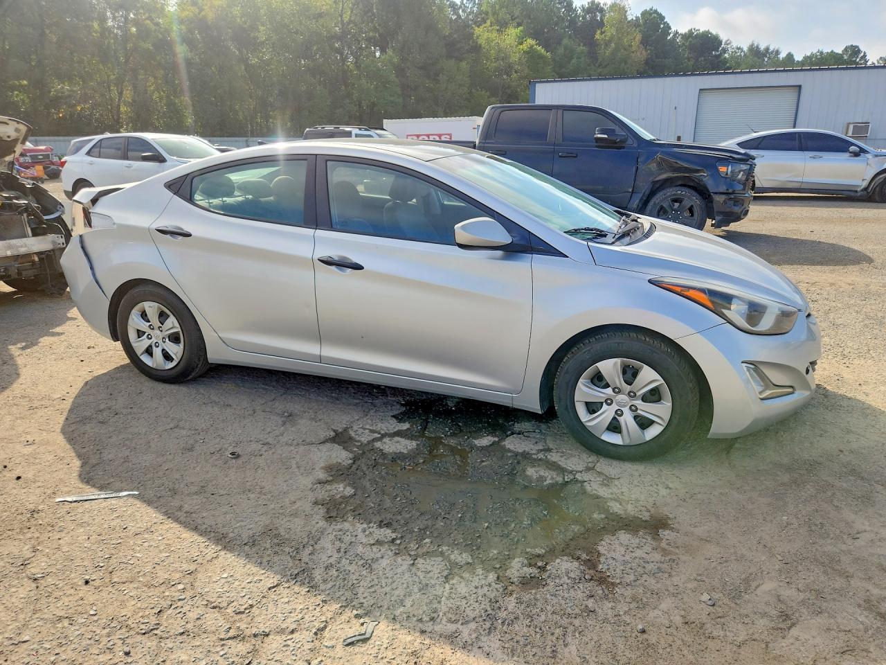 2016 Hyundai Elantra Se - Image 4