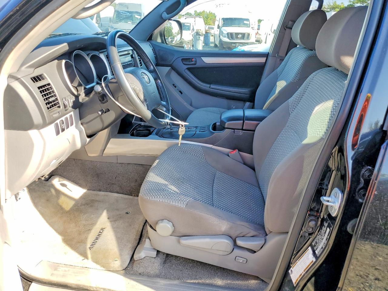 2006 Toyota 4Runner Sr5 - Image 7