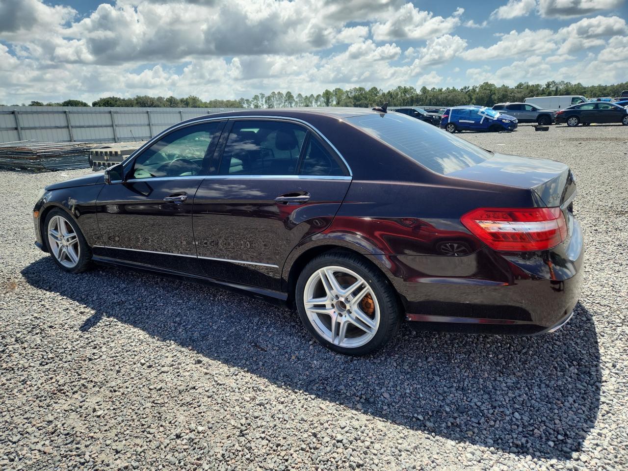 2010 Mercedes-Benz E 350 - Фото 2