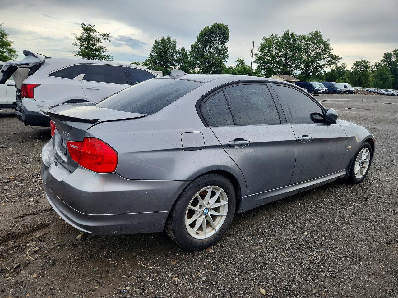 2010 BMW 328 Xi - Фото 3