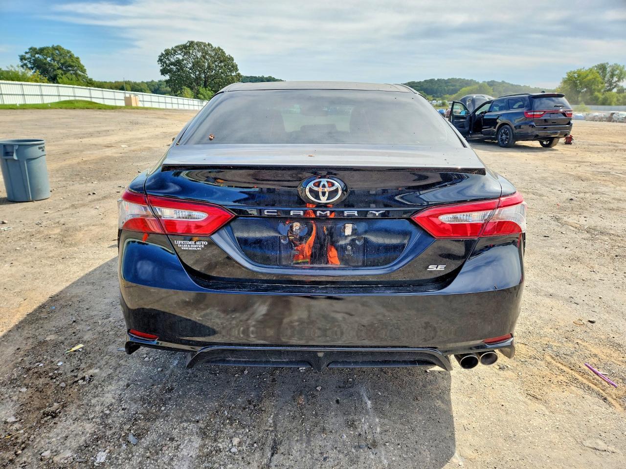 2018 Toyota Camry Se - Фото 6